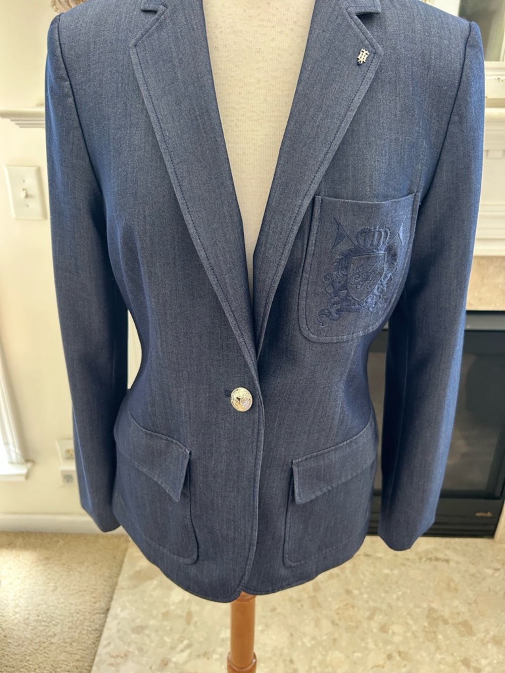 Tommy Hilfiger Navy Embroidered Crest Blazer - Picture 2 of 10